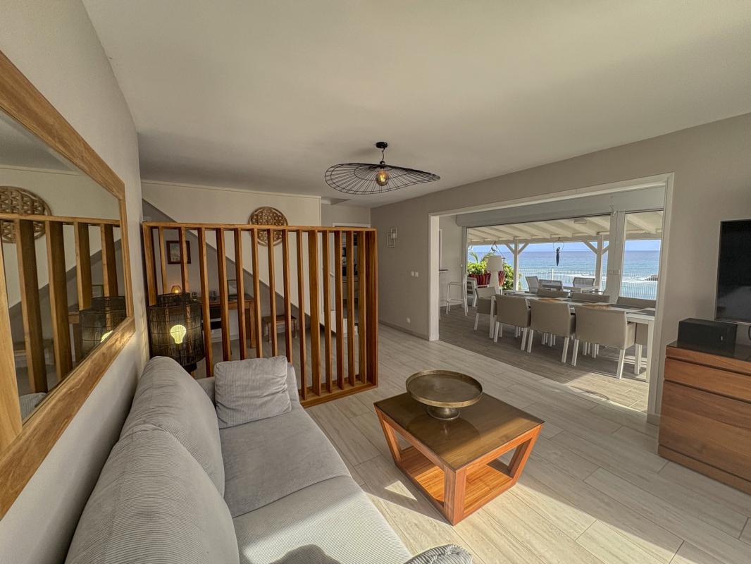 26.Location villa piscine vue mer Saint François Guadeloupe_Salon